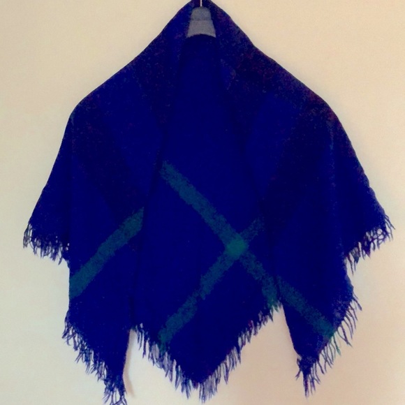 Burberry scarf - Picture 3 of 6